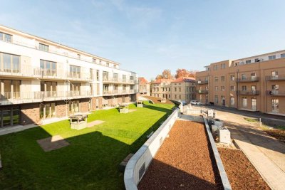 Exklusives Wohnen am Wasser | Neubau | Erstbezug | Balkon | Gäste-WC | Offene Küche | Stellplatz