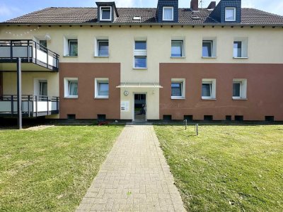 Die gefällt mir: hübsche 3-Zimmer-Wohnung mit neuem Balkon mit Blick ins Grüne!