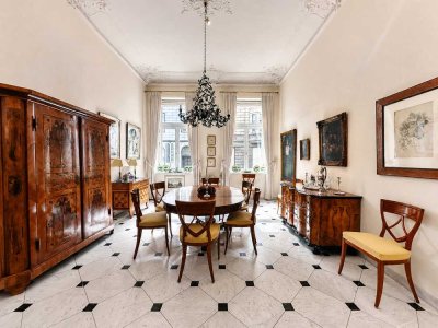 Altbau Maisonettewohnung mit eigenem Garten