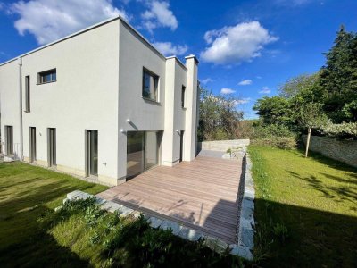 Idyllischer Wohntraum in Grünruhelage - Miete Erstbezug Einfamilienhaus in Premiumqualität