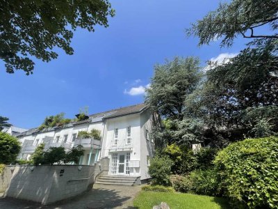 Exklusive, sanierte 2,5  Zimmerwohnung mit großer Terrasse in bester Grünlage Angermunds