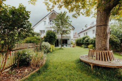 Exklusive 2-Zimmer Erdgeschosswohnung mit großem Garten und lichtdurchflutetem Wintergarten