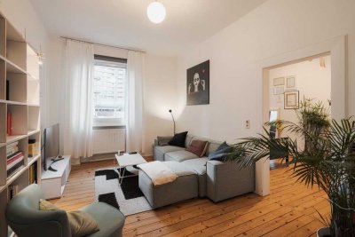 Charmante 3-Zi.-Altbauwohnung mit Balkon – vermietet mit Perspektive zur Eigennutzung