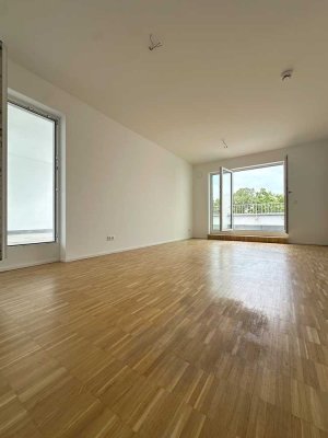 Helle, großzügige 2 Zimmerwohnung * Sonnen-Terrasse * Neubau * Zweitbezug - im grünen Karlshorst