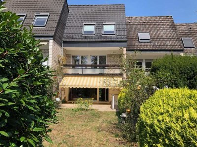 Geräumiges Reihenhaus in ruhiger Wohnlage.