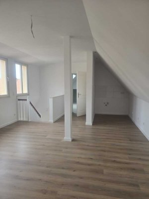 Traumhafte 3 Raum Wohnung warte auf Sie !
