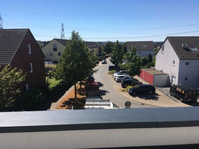 Exklusives Penthouse mit 2 Zimmern und Balkon in Hürth
