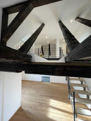 Liebhaber Maisonette-Wohnung auf 124 qm mit Balkon