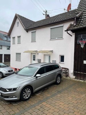 Einfamilien Haus in zentraler Lage in Steinenbronn