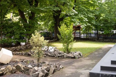 Schöne Altbauwohnung(en)/Stadthaus im Haus mit großem Garten und altem Baumbestand