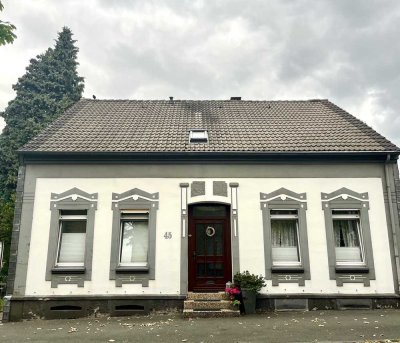 Zweifamilienhaus mit großem Garten in ruhiger Lage von Mülheim an der Ruhr/ Mellinghofen