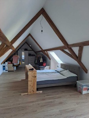 Schöne und neuwertige 2,5-Raum-Wohnung in Gaubüttelbrunn