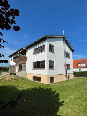 Schöne 5-Zimmer-Wohnung mit Balkon und Gartenanteil in Giengen an der Brenz