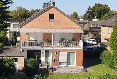 3 Zi Wohnung KDB mit gr. Süd-Balkon +  separaten  Zugang  Zi mit WC im DG ( befristet 3 J.)