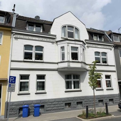 Helle 4-Zimmer Altbauwohnung in zentraler Lage