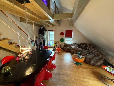 Helle 3-Zimmer Maisonette-Wohnung mit Balkon in Straubing Kernstadt