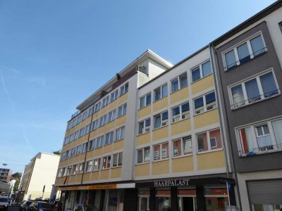 Helle 2-Zimmer-Wohnung in zentraler Lage mit Balkon! Erstbezug nach Renovierung