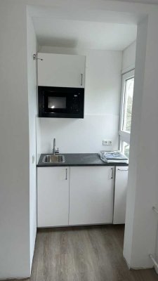 Modern kernsaniertes Apartment mit Einbauküche in Köln-Longerich