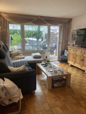 140 m² WOHNFLÄCHE / NÄHE BURG ALSDORF / GARAGE / KELLER / ÜBERDACHTE TERRASSE / TOP-ZUSTAND