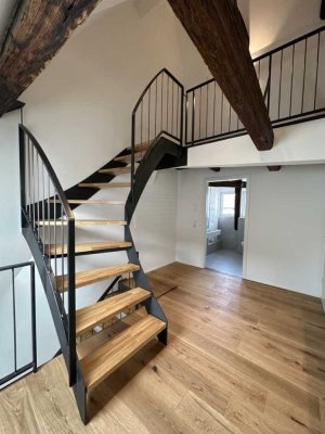 2Zi.-Wohnung mit historischem Charme, Garten, Carport, Wallbox, €37.5k Tilgungszuschuss, Denkmal-AfA