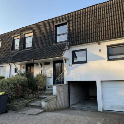 Energetisch modernisiert! Wärmpepumpe! PV! Garage & Garten!