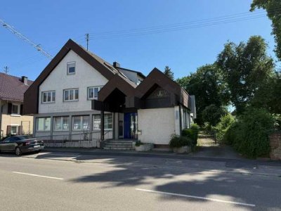 Leerstehendes Wohn- und Geschäftshaus in Kappel, ehemals VoBa Kappel