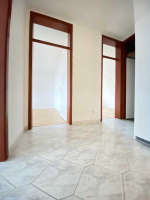 *** Singles oder Paare aufgepaßt!!! Einziehen und Wohlfühlen*** MIT Balkon ***