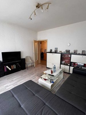 Gepflegte 2-Zimmer-Wohnung in zentraler Lage.