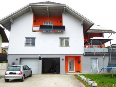 FAMILIENGLÜCK MIT 2 WOHNEINHEITEN, EINLIEGERWOHNUNG UND DOPPELGARAGE