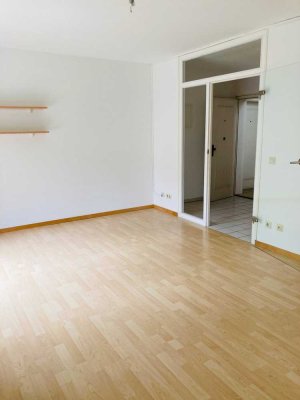Geschmackvolle 1,5-Zimmer-Wohnung mit Balkon und neuer EBK in Heidelberg