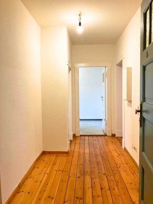 Charmante 2-Zimmer-Wohnung in denkmalgeschütztem Ensemble – sofort verfügbar