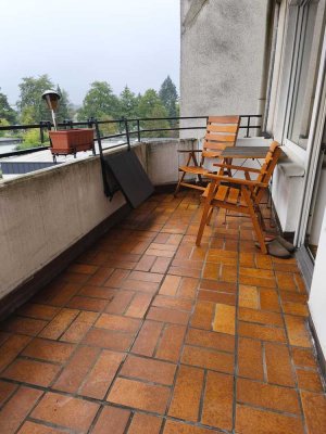 2-Zimmer Wohnung in Bergisch Gladbach mit Balkon, verfügbar ab 1.12.2025