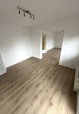 Helle 3,5‑Zimmer‑EG‑Wohnung im Grünen | EBK | Terrasse