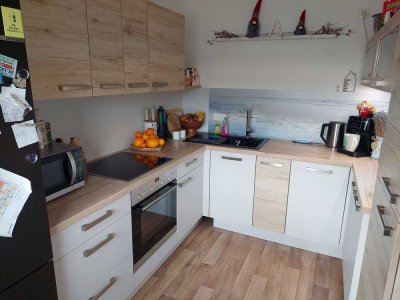 Geräumige & modern sanierte 4-Raum-Wohnung mit verglastem Balkon & Einbauküche ab Juli 2025