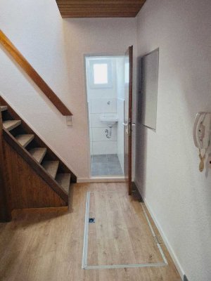 Ruheoase im Herzen von Kirchheim Teck – Frisch renoviertes, freistehendes Einfamilienhaus mit 3,5 Z.