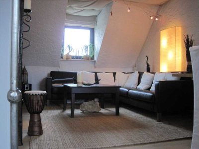 Gemütliche Dachgeschosswohnung für kleine Familie oder WG -neue Heizanlage und frisch renoviert-