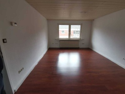 Ruhige, frisch renovierte 2-Zimmerwohnung in Uni-Nähe