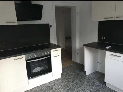 Attraktive 2-Zimmer-Wohnung mit Balkon und Einbauküche in Hannover