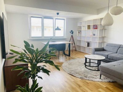 Hochwertig möblierte 2-Zimmer-Wohnung (70 m²) mit großer Terrasse direkt am Gemeindepark