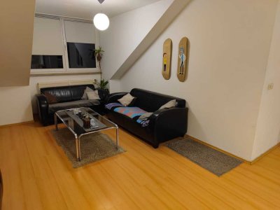 Schöne und gepflegte 3-Raum-DG-Wohnung in Hof