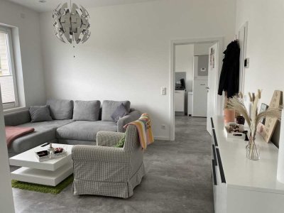 Bitte online Anfragen! Sanierte 2-Zimmer-Wohnung mit Einbauküche und Aufzug, Triftstrasse