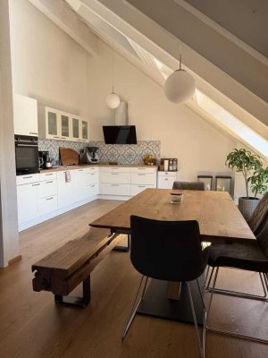Wohnen auf Zeit: Exklusive Dachgeschosswohnung mit Cabriofenster in ruhiger Lage von Speyer