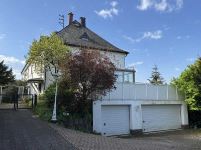 Doppelhaushälfte  mit 3 Wohneinheiten in Siegen-Weidenau