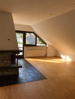 4-Zimmer-Maisonettewohnung mit Balkon, Kamin & Sauna in Dietzenbach-Steinberg