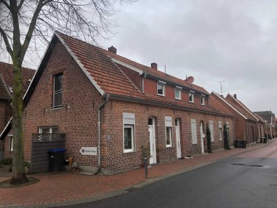 3 Zimmer Wohnung - Mitten im Zentrum mit eigenem Eingang