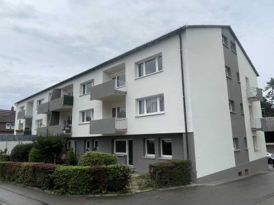 Sehr attraktive 4,5 Zi. Wohnung mit SP + Garage, Terrasse + Garten - Bj 2019  - Gute Lage Leonberg
