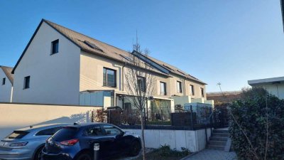 Neuwertiges Niedrigenergiehaus in ruhiger Lage von Bad Kreuznach zu verkaufen