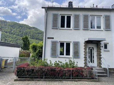 Erstbezug nach Sanierung: schönes Haus mit vier Zimmern in Nassau