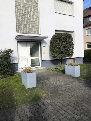 Moderne 2-Zimmer EG Wohnung mit Balkon in 63179 Obertshausen