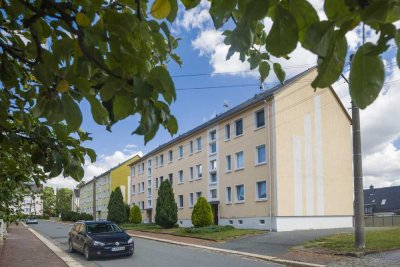 Möbel aufbauen & einziehen! Schicke 3-Raum-Wohnung